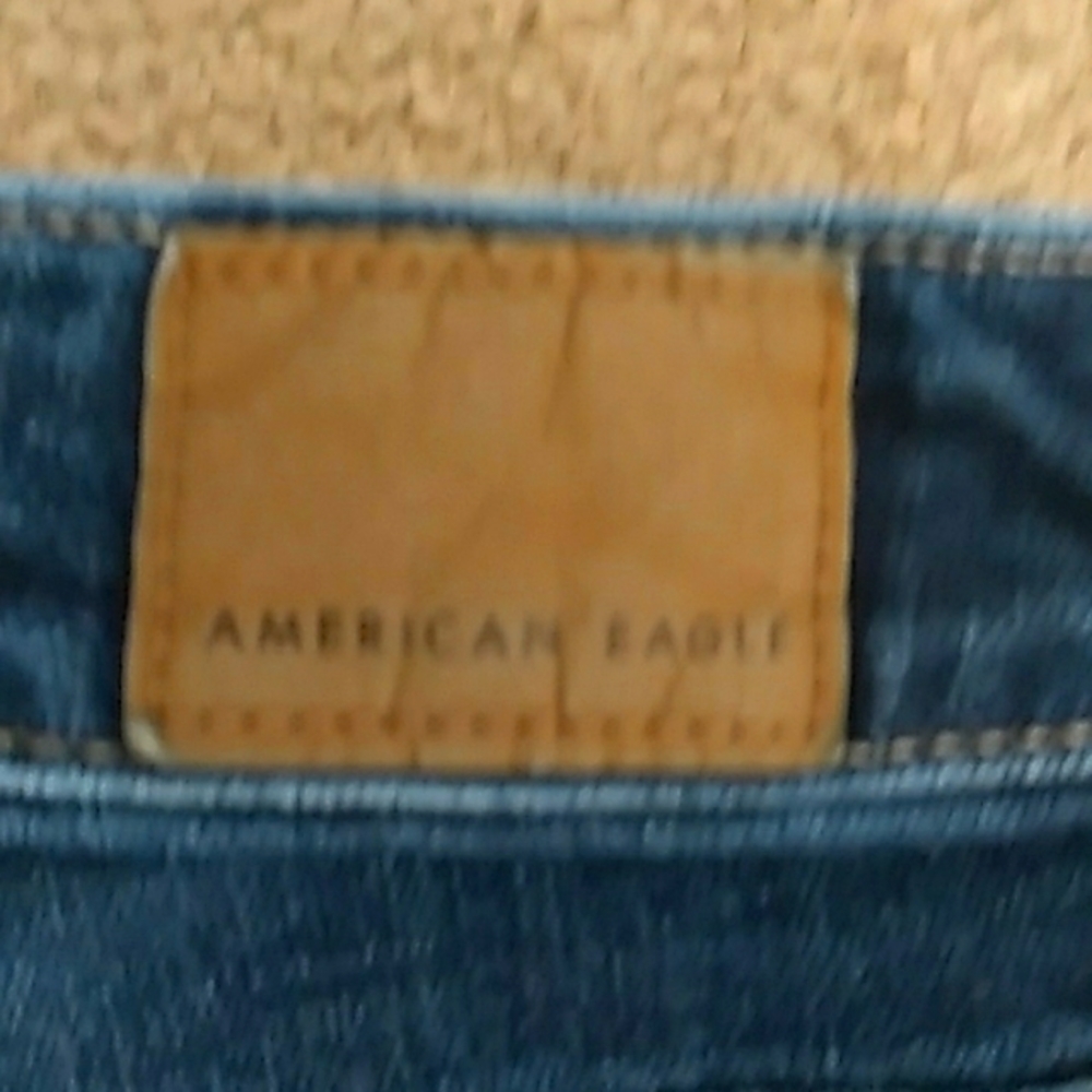 Skinny American eagle jeans. The waist is 27 and the inseam is 30